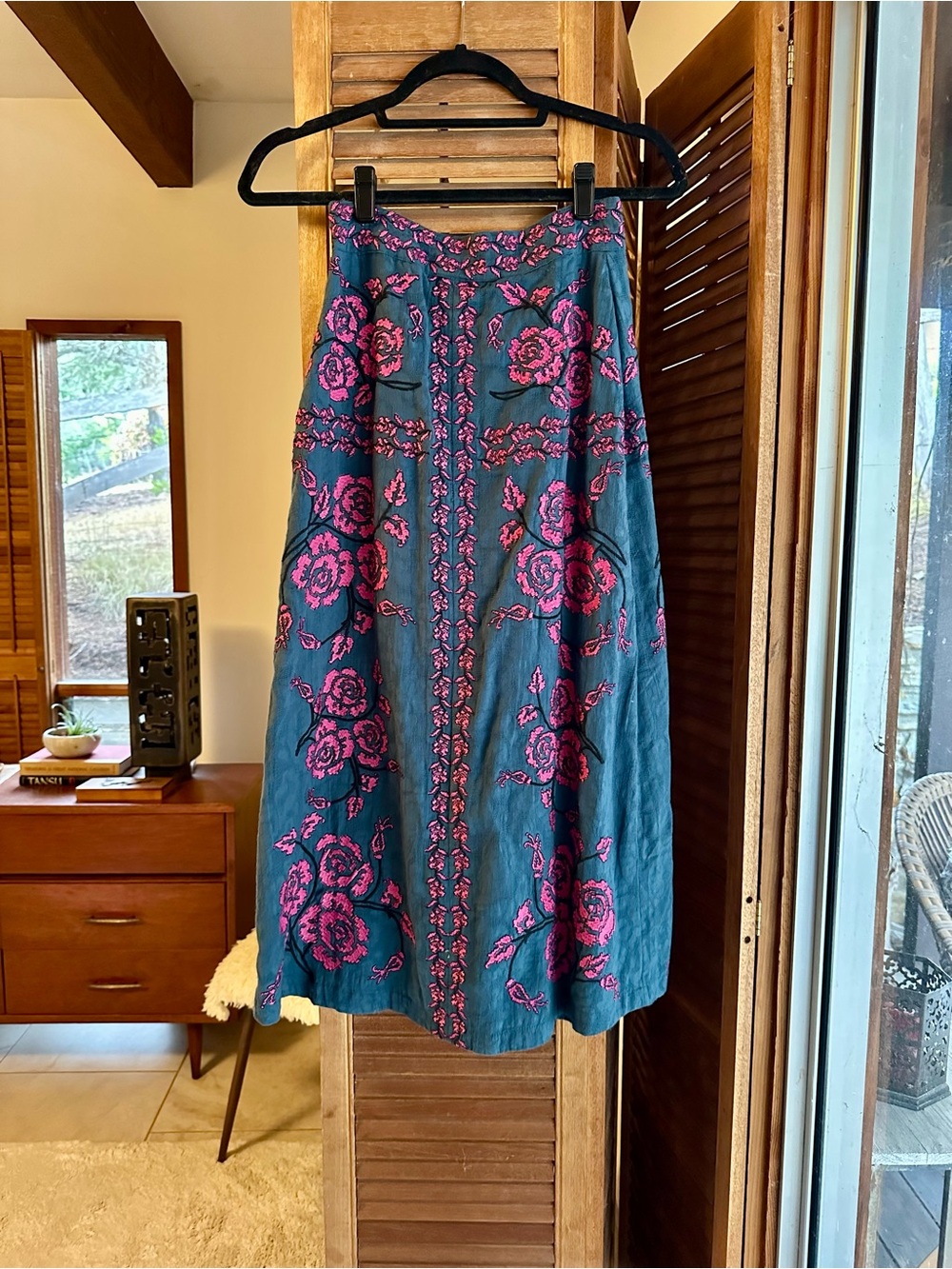Anthropologie Embroidered Midi Skirt - Blue & Pink - Size 0 - Picture 4 of 13